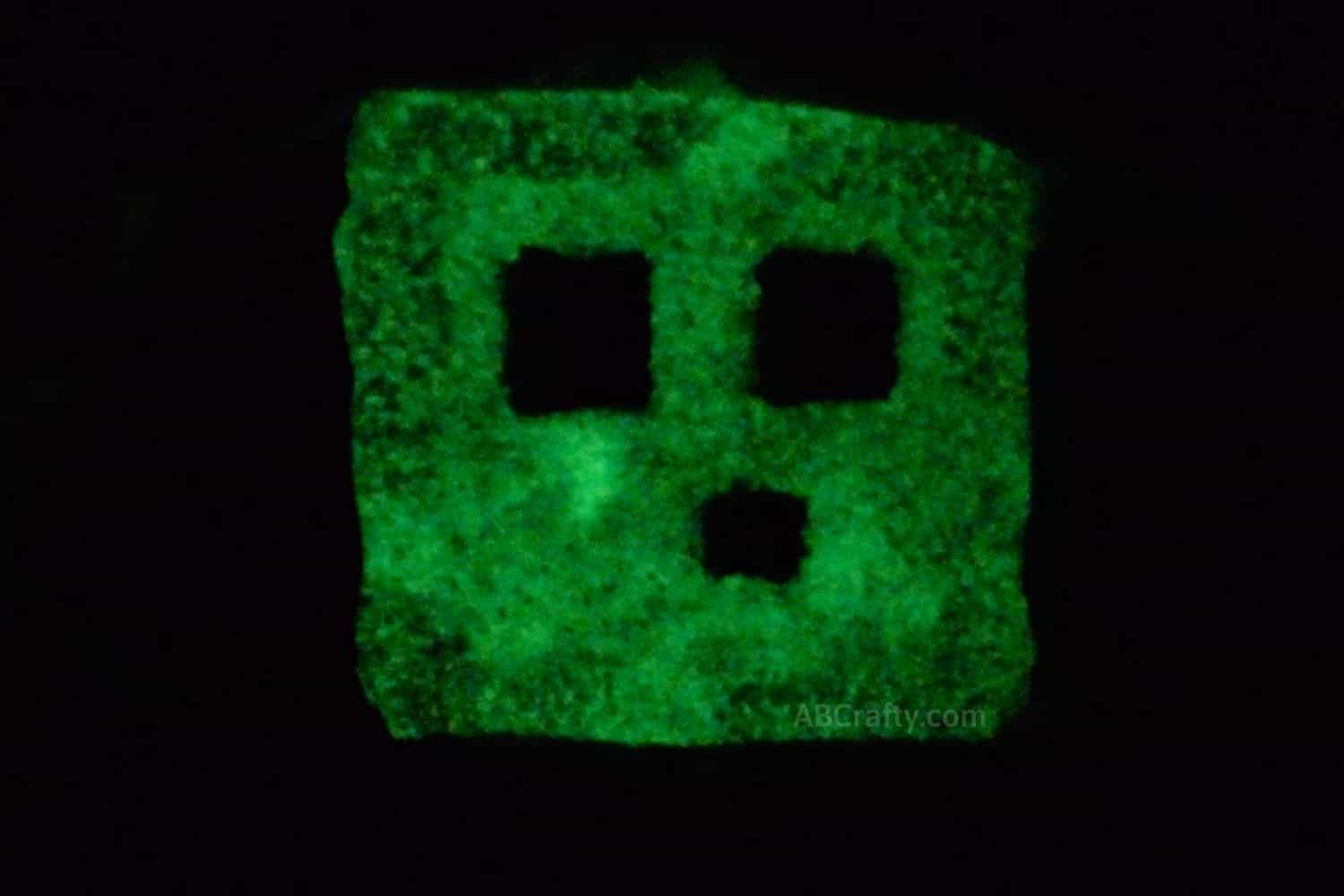 DIY Glow in the dark Minecraft squishy glowing in the dark with the eyes and mouth as black