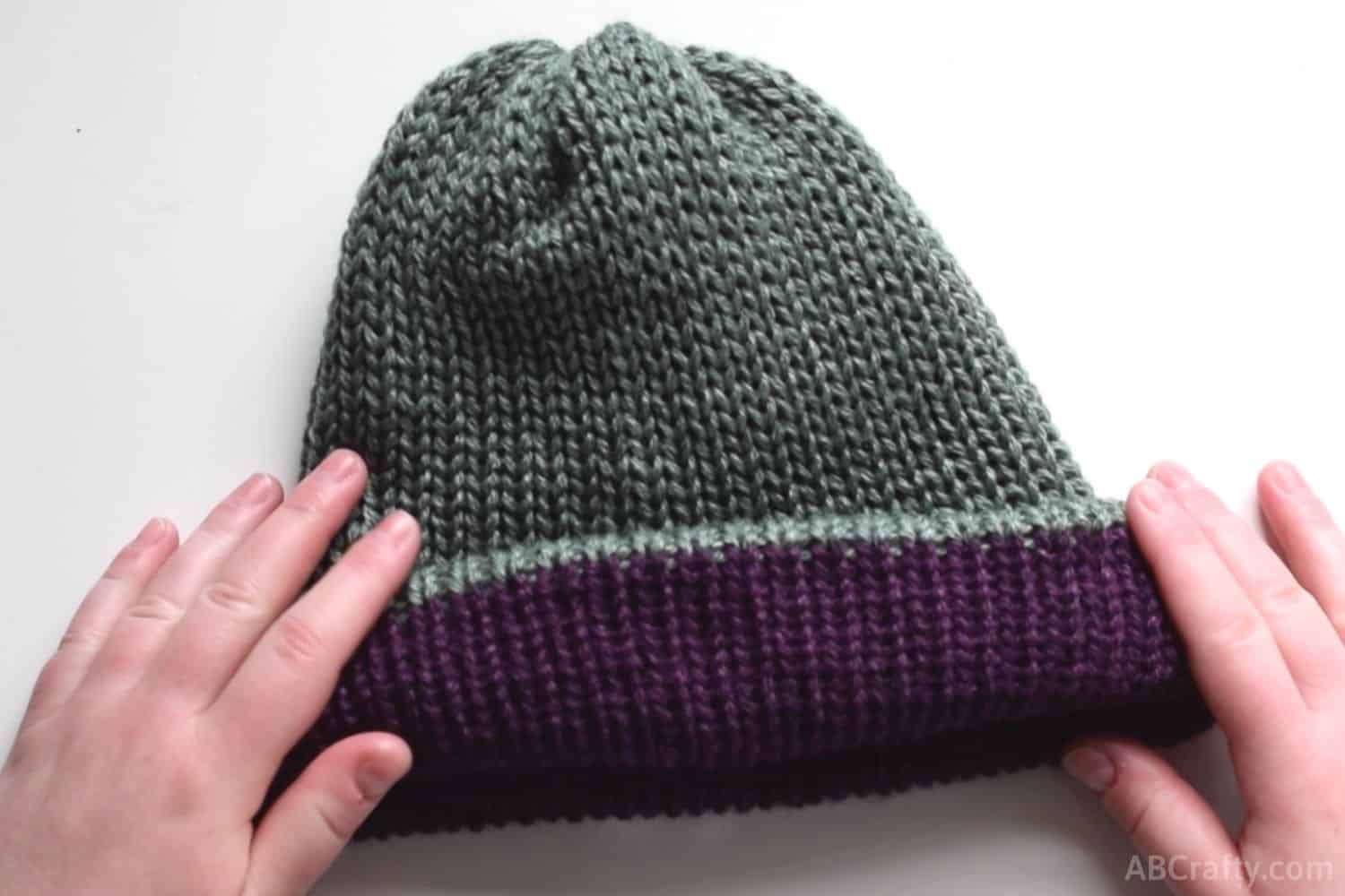 How to knit hat using a knitting machine - for beginners! 