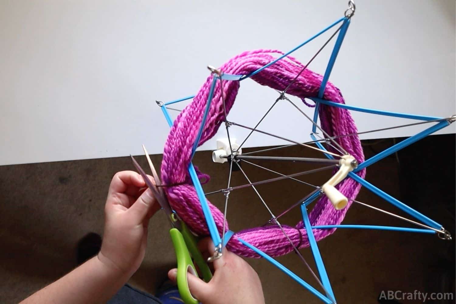 Yarn Swift Guide How to Use and the Best Yarn Swifts of 2024 AB Crafty