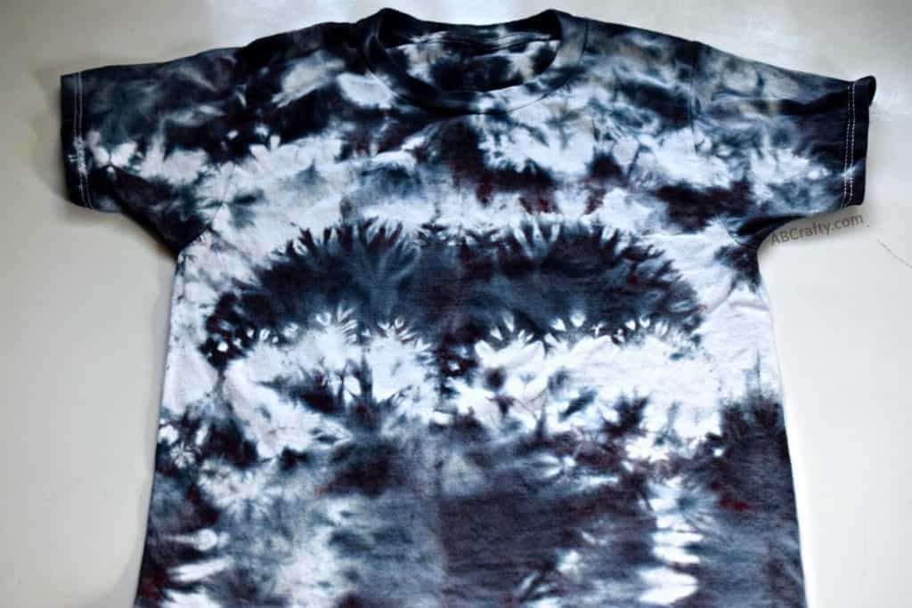 Black Tie Dye - 4 Black Tie Dye Designs for Shirts and Clothes