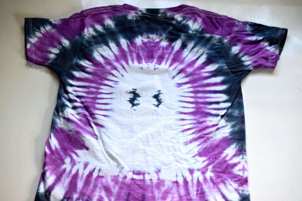 How to tie dye: Your basic guide - Daily Mail