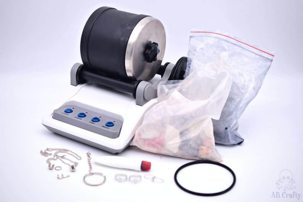 Zcvtbye rock tumbler kit with stones and accessories