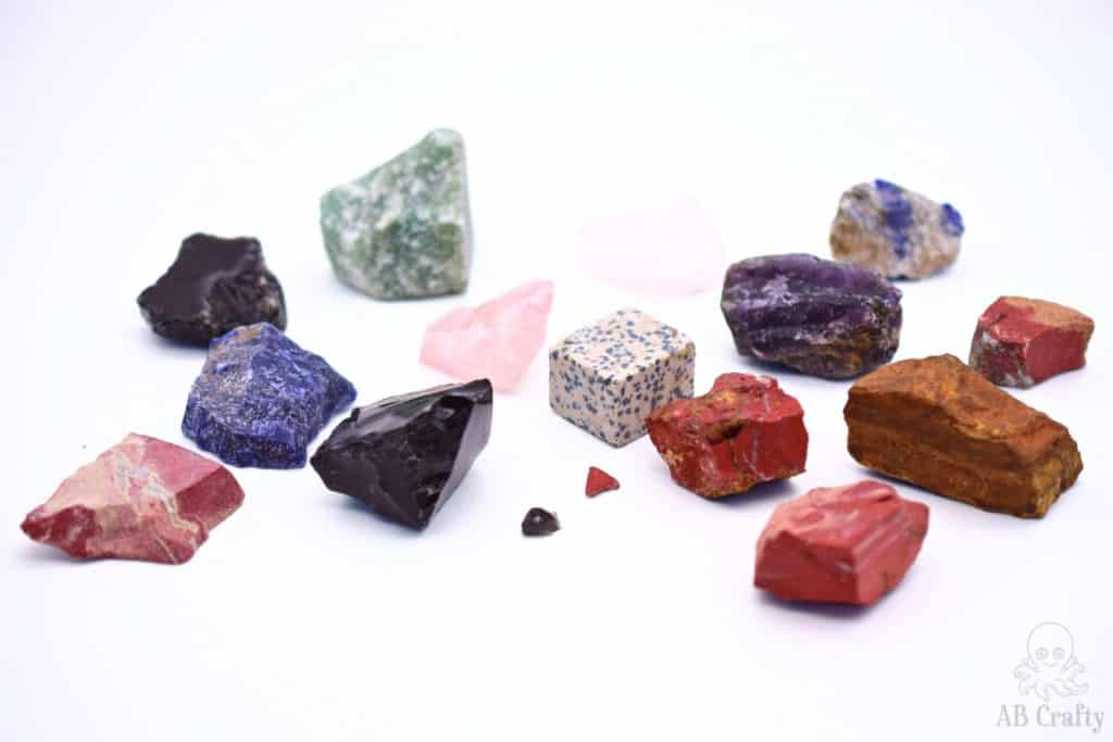 various rough stones from the komestone kit