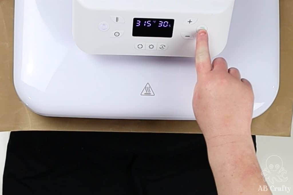 HTVRont Automatic Heat Press: Comprehensive Review - AB Crafty